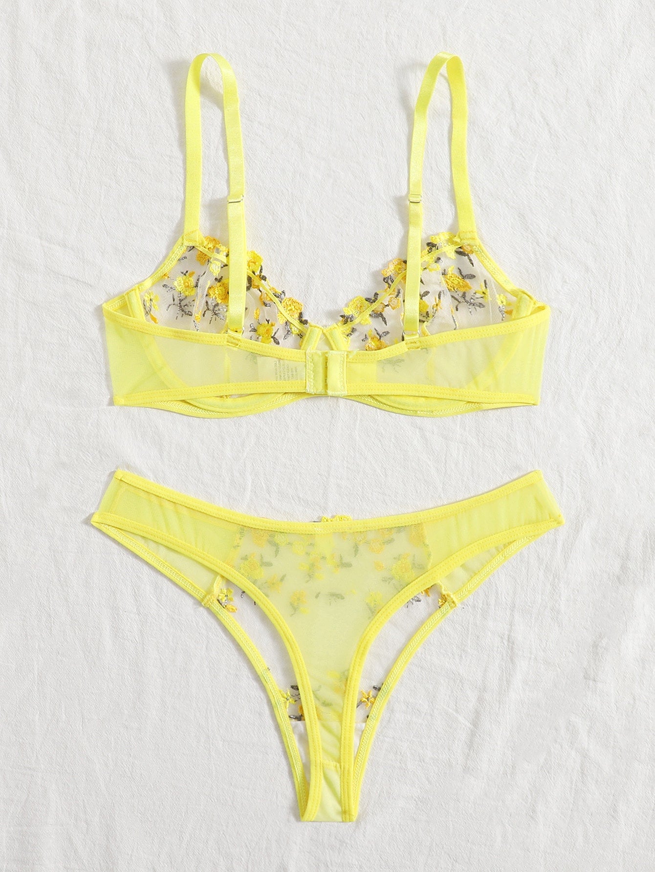 Ensemble soutien-gorge et string fleuris transparents Lila